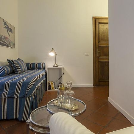 Gianicolo'S Hill Suite Apartment روما المظهر الخارجي الصورة