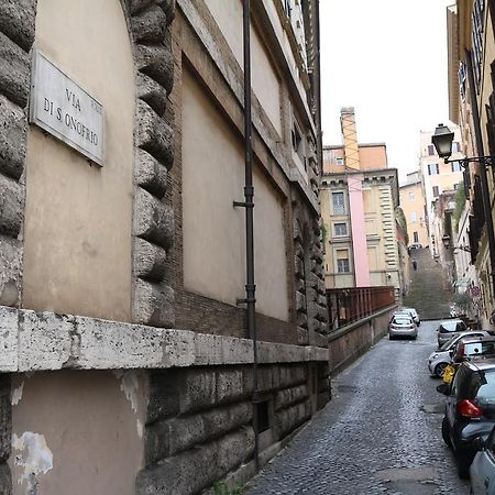 Gianicolo'S Hill Suite Apartment روما المظهر الخارجي الصورة