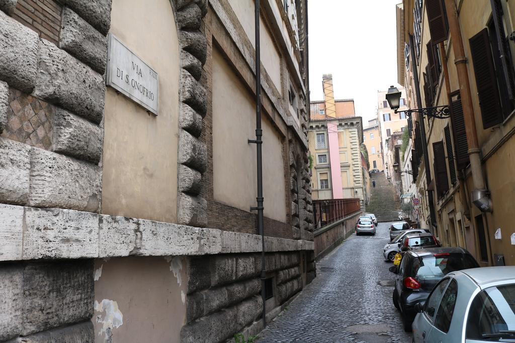 Gianicolo'S Hill Suite Apartment روما المظهر الخارجي الصورة